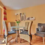 Am Am Strandallee 48 07